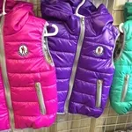 Детские жилетки Moncler оптом 