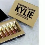 Набор матовой жидкой помады KYLIE BIRTHDAY EDITION от KYLIE JENNER