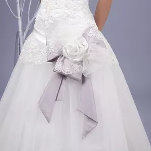 Красивое свадебное платье 