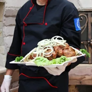 Шеф-кухар шукає роботу в ресторані
