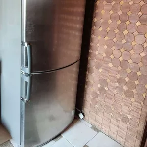 Продается Холодильник Wirpooд
