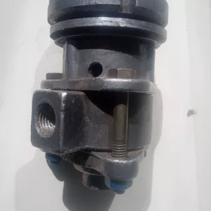 Клапан на -автокран КС-4361,  КС-4372,  навантажувач ВП-05.