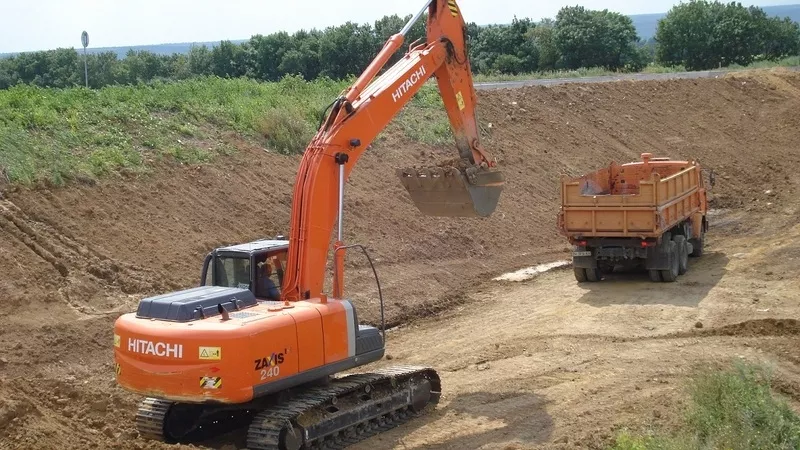 Hitachi ZX 240-------------- 2