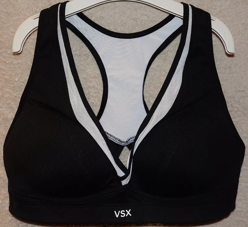 Спортивный топ Victoria's Secret/ Runway Sport Bra,  p.34B. Цена снижена!!