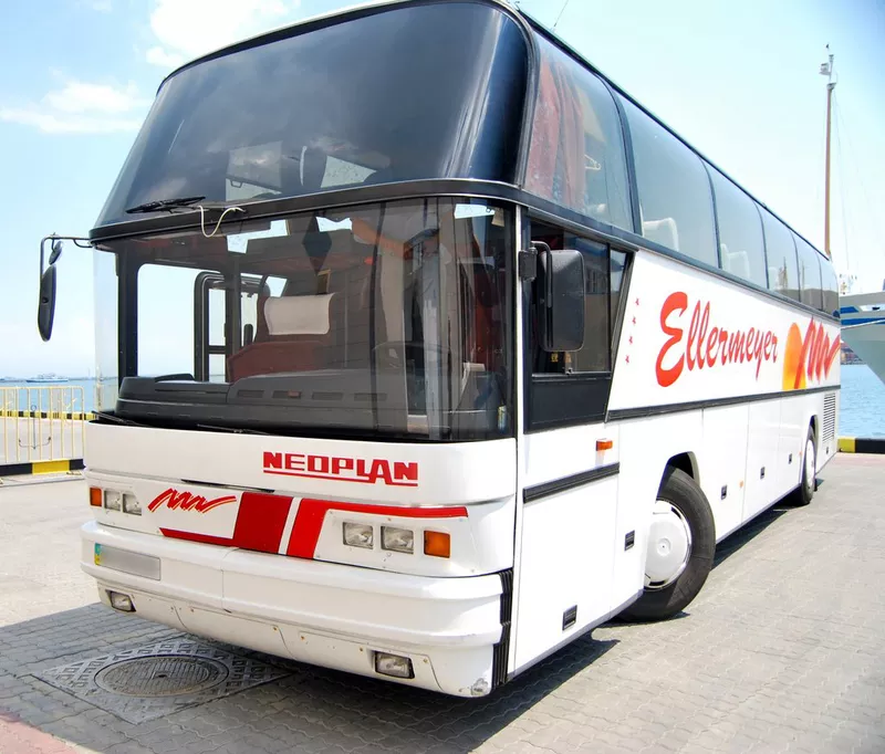 Пассажирские перевозки автобусами еврокласса на 49 мест. Одесса. 2