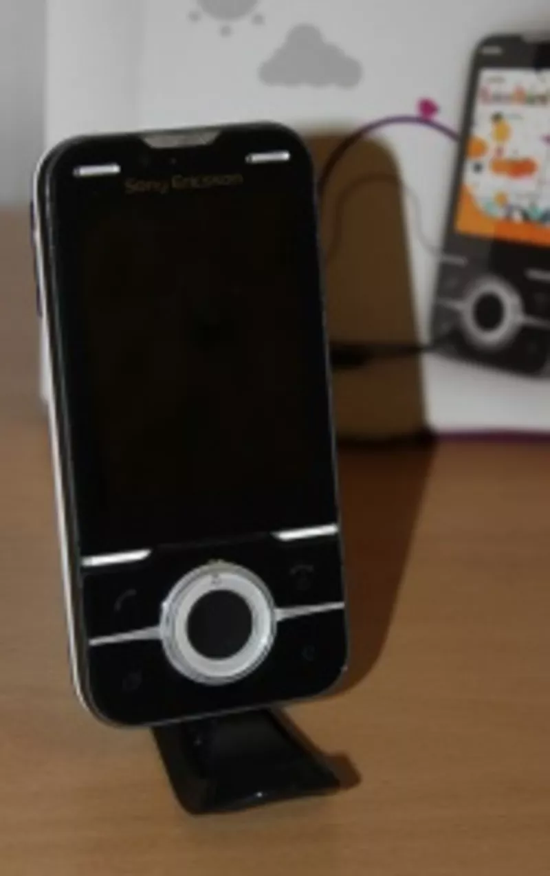 ПРОДАМ sony ericsson u100