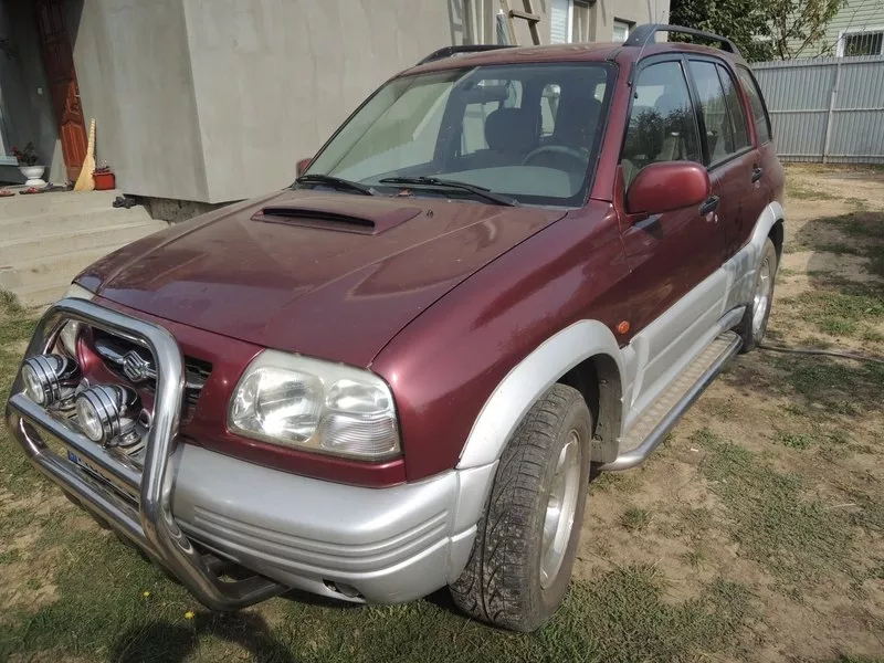 продаю Suzuki Grand Vitara 2.0D по частям.