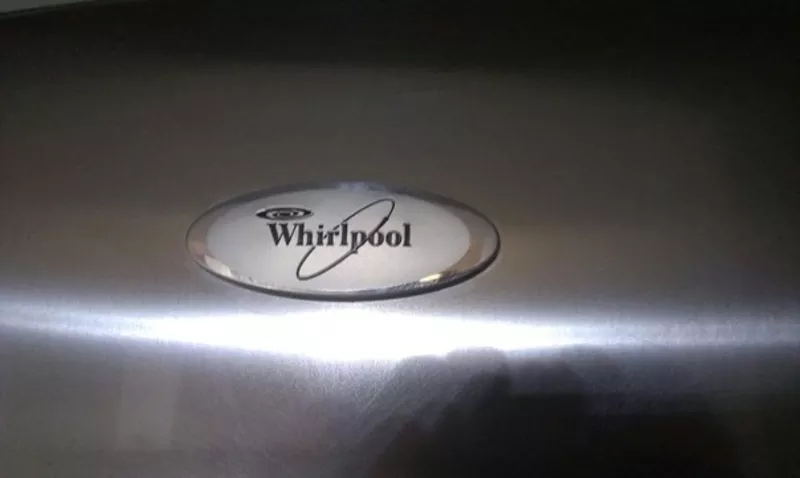 Б/у холодильник Whirlpool ARC81201IX.Хорошее состояние,  дешево.