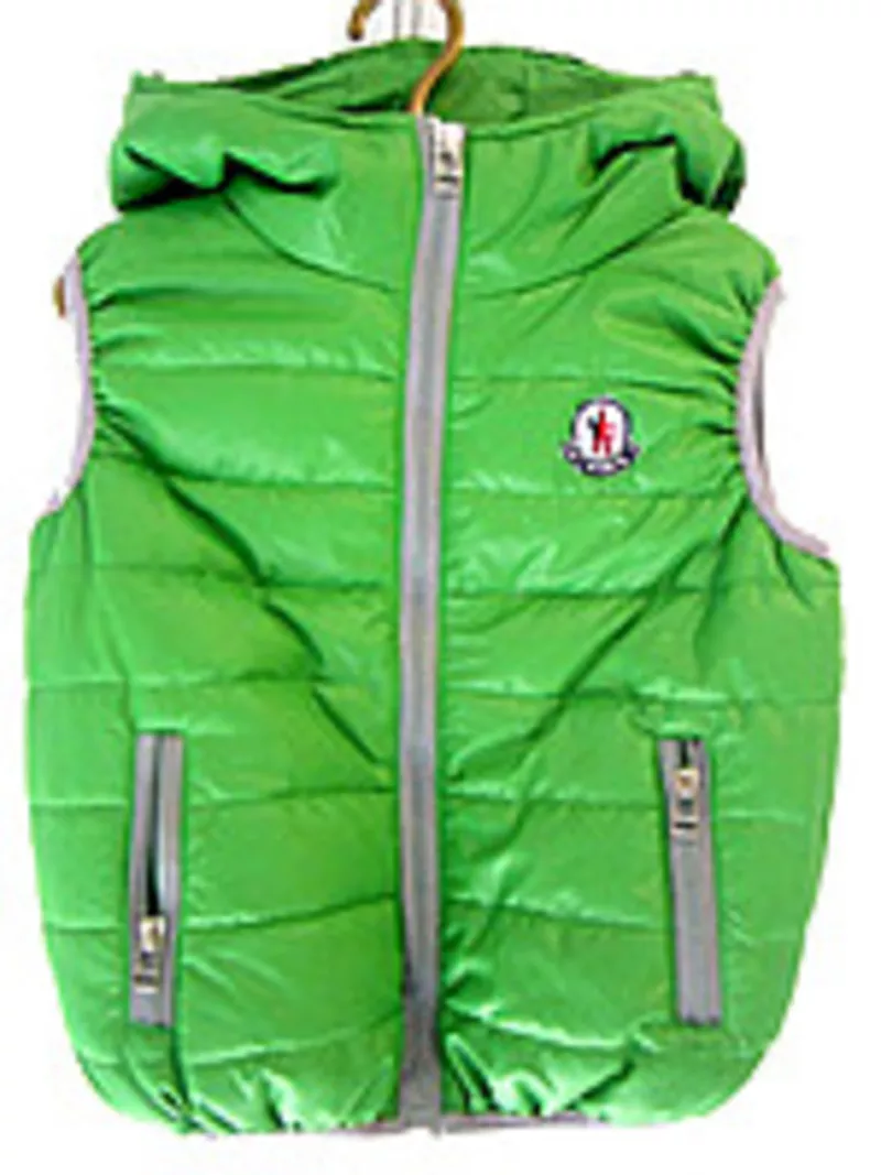 Детские жилетки Moncler  7