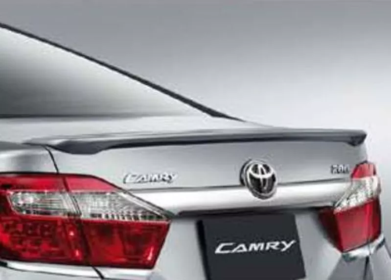 Задний спойлер  для Toyota Camry V50 