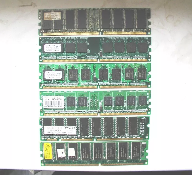 Модули памяти (DIMM) 512mb,  256mb,  266mb, 128mb,  64mb. 2