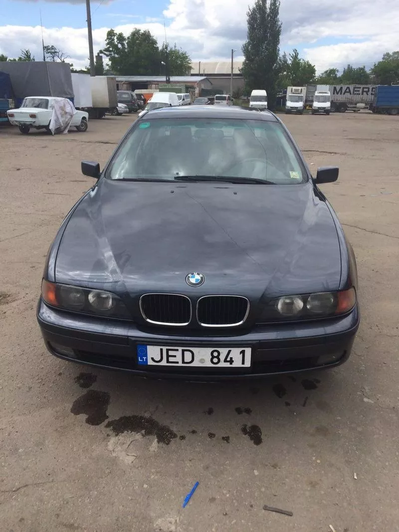 BMW E39 525i 4