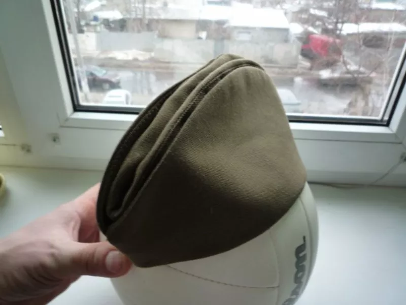 Продам  пилотку шапку, сапоги, форму СССР 8
