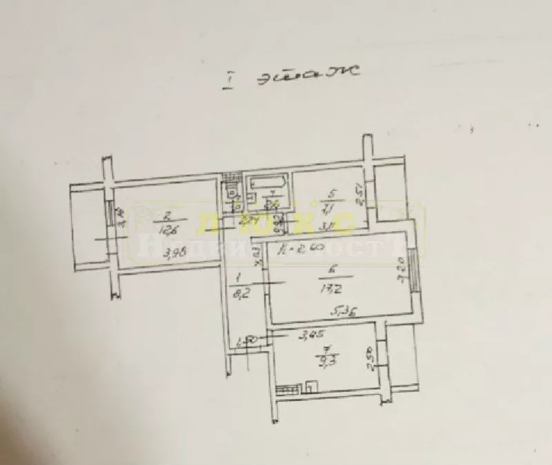 Продам трехкомнатную квартиру Ак. Королева / Черная Таврия 8