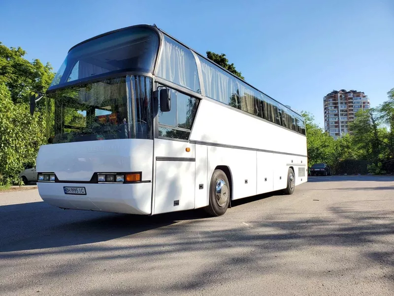 Заказ,  аренда пассажирских автобусов Одесса  от 6 - 18 - 50 - 80 мест