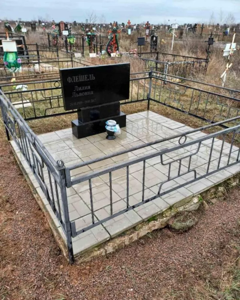 Уборка могил и ремонт Одесса 2