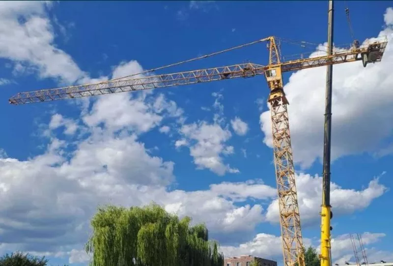 Аренда кран баштовий КБ Liebherr 90 EC