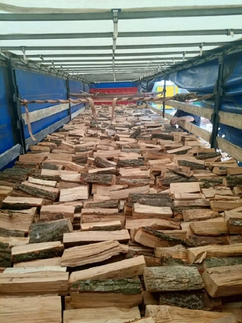 Продам дрова рубані,  дрова метрівки в Одесі та області.
