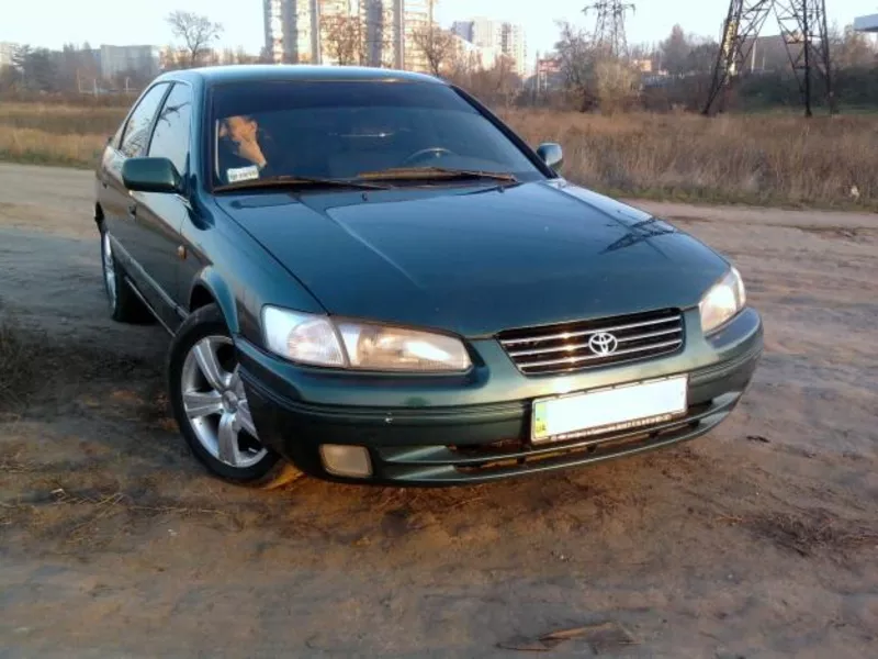 Продам автомобиль Toyta Camry 