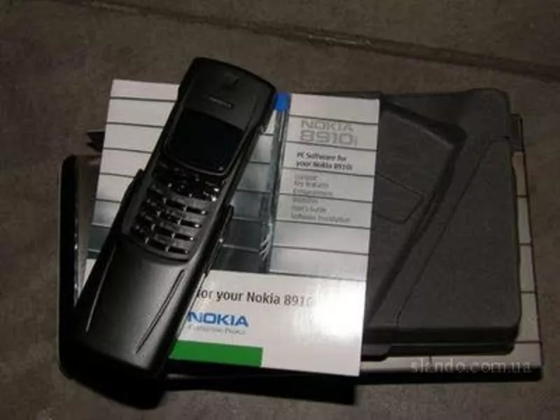 Продам Nokia 8910i оригинал